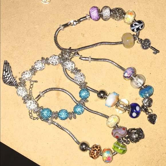 Bracelets - Picture 8 of 8